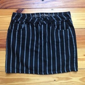 🌸5/$30🌸 Vanilla Star Black Denim Skirt, EUC